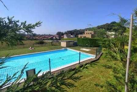 Apartamento Apartamento Con Piscina Llanes Exterior foto